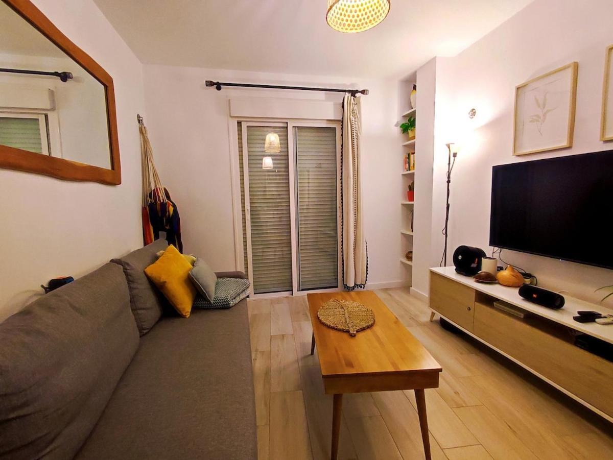 Bright Apartment In Málaga Exteriör bild