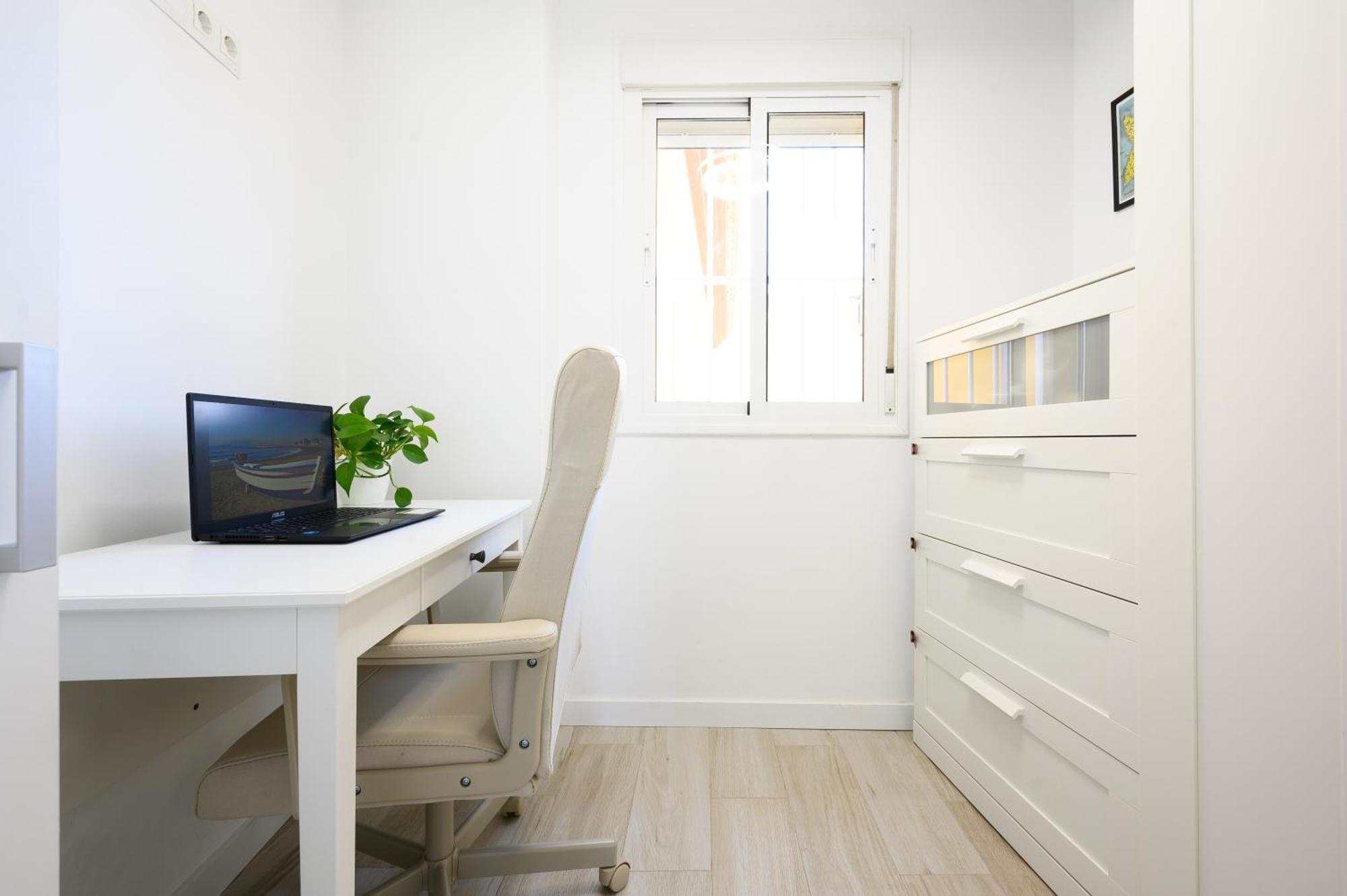 Bright Apartment In Málaga Exteriör bild